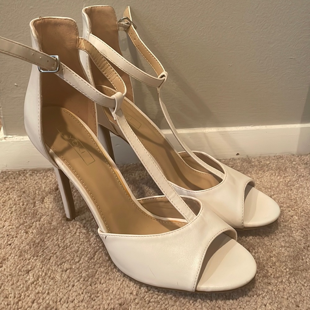 White Yoki heels. Size 8.5